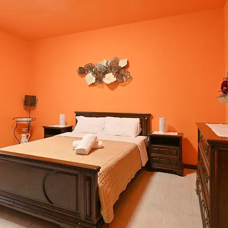 Ca' Piraghetto 3 Bedroom *